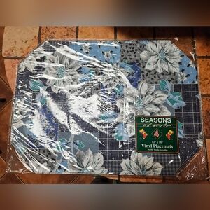 NWT Season of Style Set of 4 Vinyl Placemats Blue White Christmas Decor Vintage